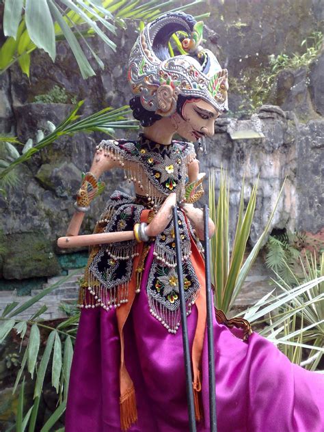 Semua ilmu Ada Disini: foto-foto wayang golek (eskpresi wajah)