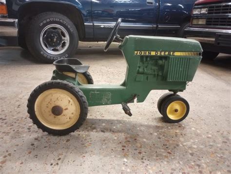 John Deere Pedal Tractor – Texas Trucks and Classics