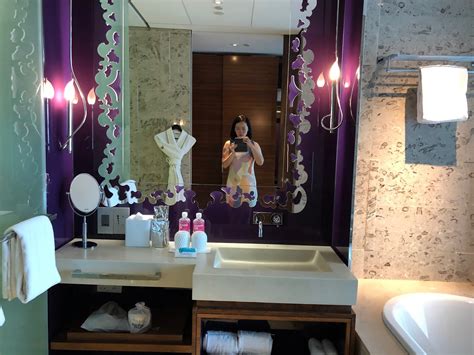 W Singapore - Sentosa Cove – Fabulous Room Review | OUR TRAVEL ITINERARY