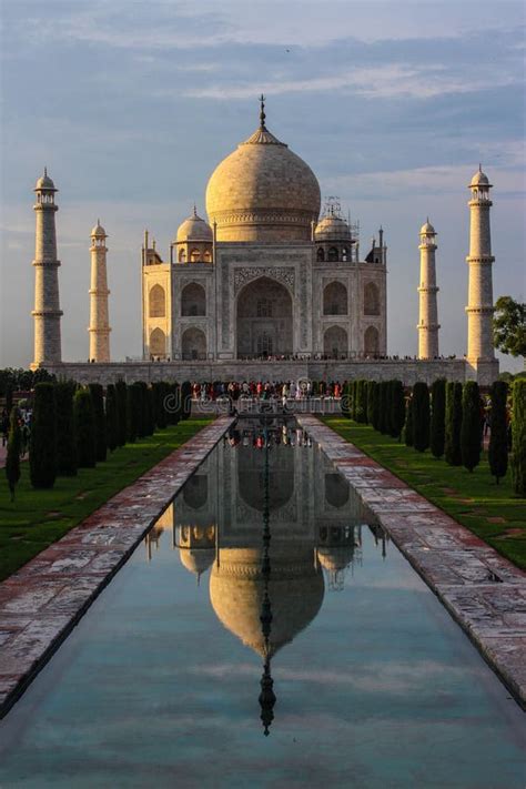 Taj Mahal with Reflection in Water Stock Image - Image of reflection ...