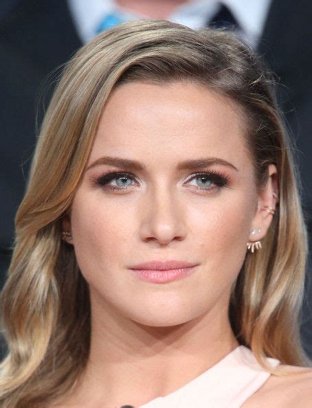 Shantel VanSanten Photostream | Shantel vansanten, Celebrity beauty, Shantel yvonne vansanten