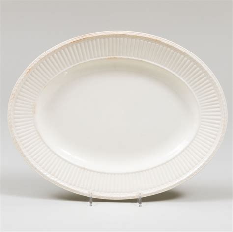 Assembled Wedgwood Porcelain Service in the 'Edme' Pattern sold at ...