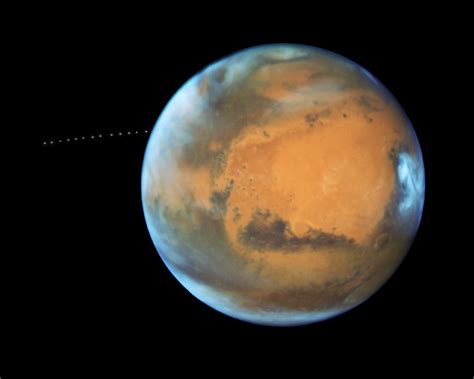 APOD: 2017 July 21 - Phobos: Moon over Mars