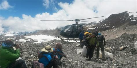 All Climbers Stranded At Camps High Up Mount Everest Airlifted To Safety | HuffPost