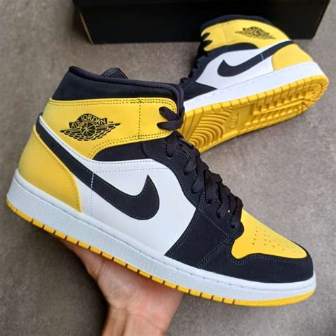 Jual Air Jordan 1 Mid Yellow Toe Black Di Seller Forbs - Rawa Buntu, Kota Tangerang Selatan | Blibli