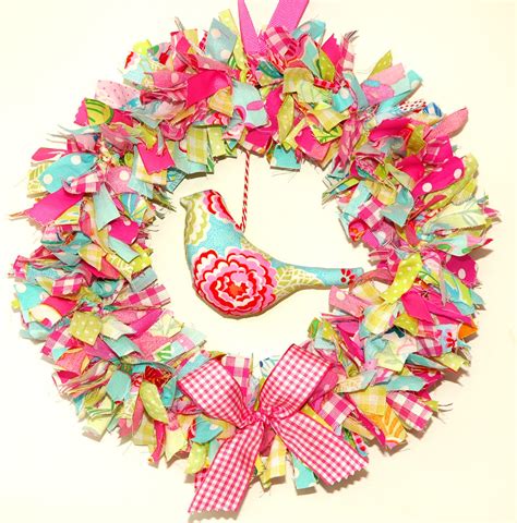 Fabric wreath ................... For a PDF pattern please… | Flickr