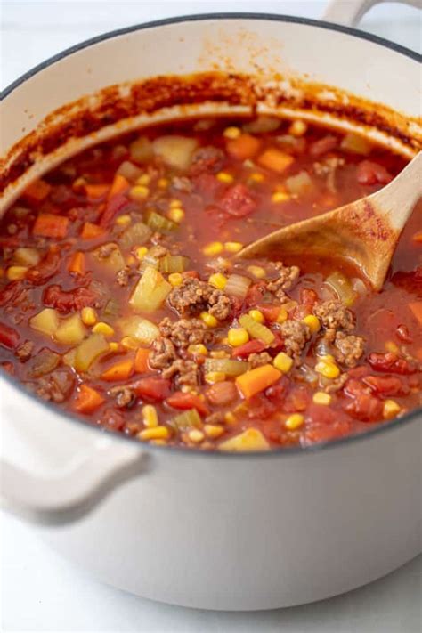 Easy Hamburger Soup Recipe (Ground Beef and Vegetable Soup!)