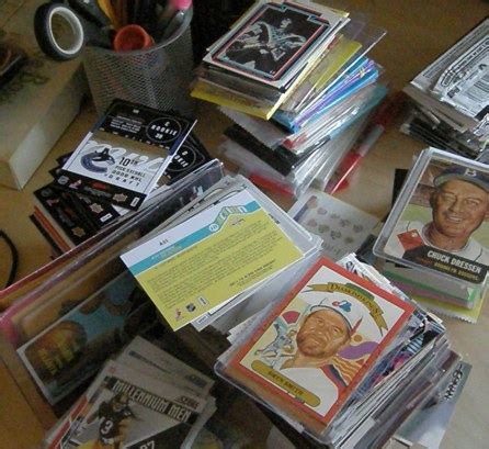 How to Organize Your Sports Card Collection