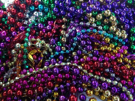 Mardi Gras Beads - K945