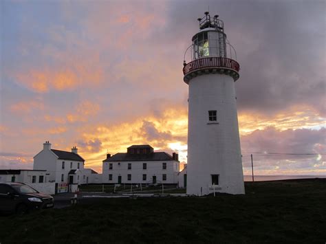 Loop Head Lighthouse – Atlantic Way Touring