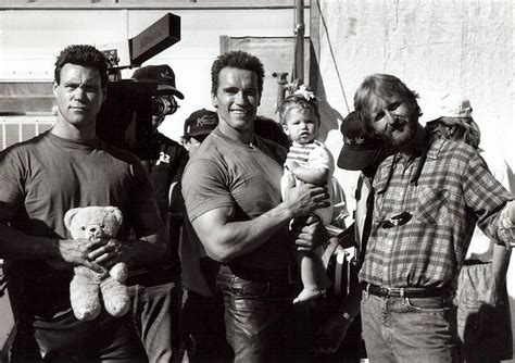 sur-le-tournage-de-terminator-le-chef-doeuvre-de-james-cameron | Арнольд шварценеггер ...