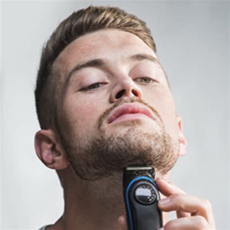 How to Style Your Chin Strap Beard | Braun US