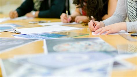 Sketching for Adults workshop at Museum of Islamic Art | Qatar Events