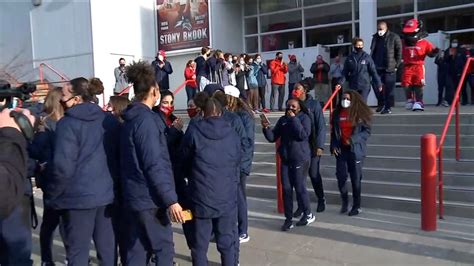 Stony Brook Seawolves women's basketball team heads to first ever NCAA ...