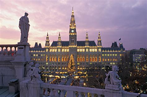 6 Fabulously Festive Cities for a Christmas Family Trip - Globelink Blog