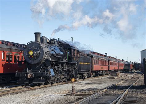 Pennsylvania tourist railroads you must visit - Trains