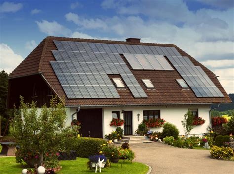 solar panels at home | LEDwatcher