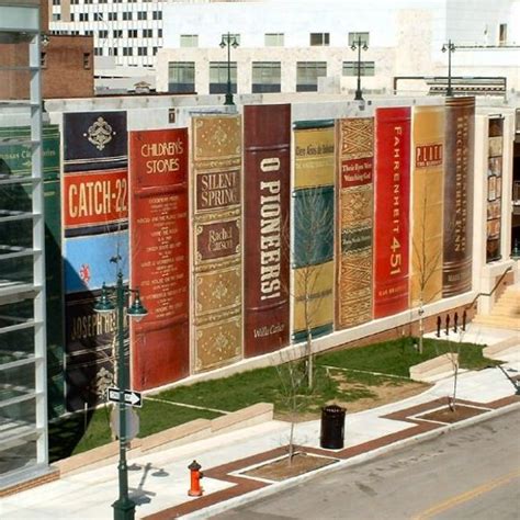 Kansas City Library's Community Bookshelf – Kansas City, Missouri - Atlas Obscura