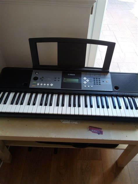 YAMAHA PSR-E233 keyboard | in St Albans, Hertfordshire | Gumtree