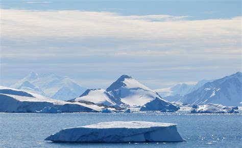 File:Antarctica (7), Laubeuf Fjord, Webb Island.JPG - Wikimedia Commons
