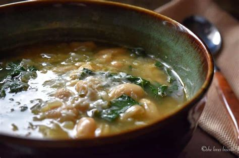 Easy White Kidney Bean and Spinach Soup - She loves biscotti