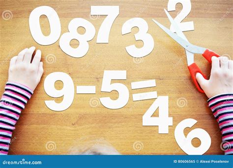 Little girl learning math stock image. Image of maths - 80606565