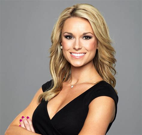 Sports Babes | Hot Fox Sports anchor and sideline reporter Molly...