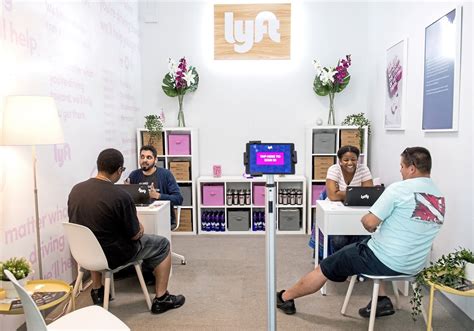 Car washes, aux cords and live help: Lyft and Uber hubs seek to serve ...