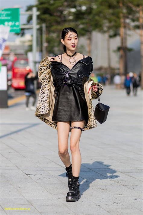 The Best Street Style From Seoul Fashion Week | Seoul fashion week ...