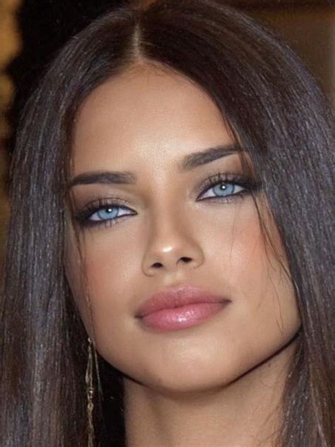 adriana limaaa in 2023 | Adriana lima makeup, Adriana lima eyes ...