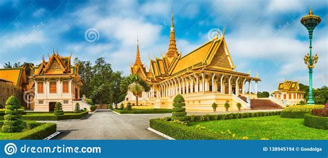 The Throne Hall Inside the Royal Palace in Phnom Penh, Cambodia. Panorama Stock Photo - Image of ...