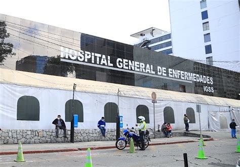 El Hospital General de Enfermedades habilita área para brindar información a familiares de ...