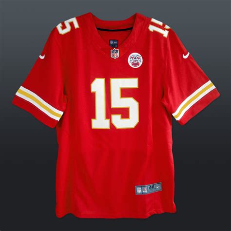 Kansas City Chiefs // Patrick Mahomes + Team Signed Jersey (Signed ...