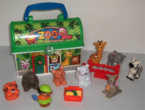 Fisher Price Little People Play 'n Go Take Along Zoo Animals Playset ...