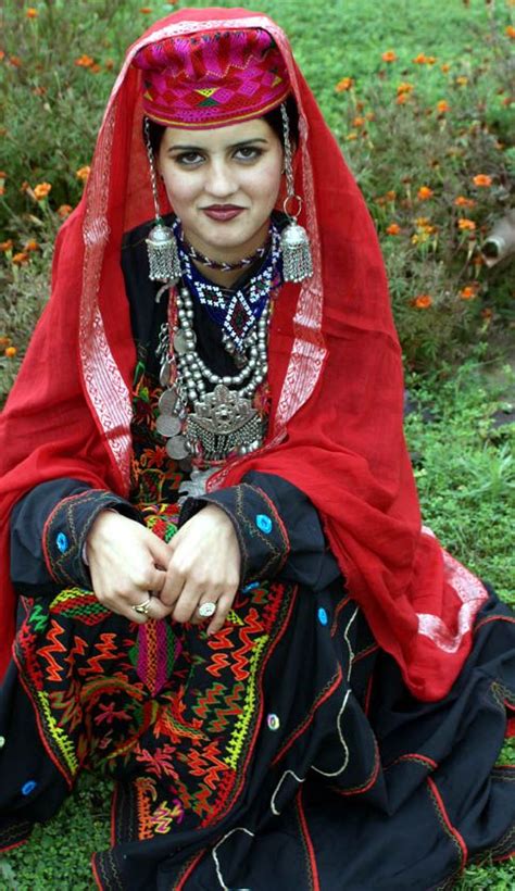 Gujjar Tribe Traditional Costume from india kashmir | gurjar club ...