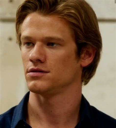 Angus Macgyver, Lucas Till Macgyver, Eads, Reboot, Famous People ...