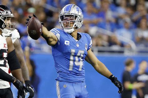 Lions injury update: Amon-Ra St. Brown ‘closer to probable’ vs. Bucs ...