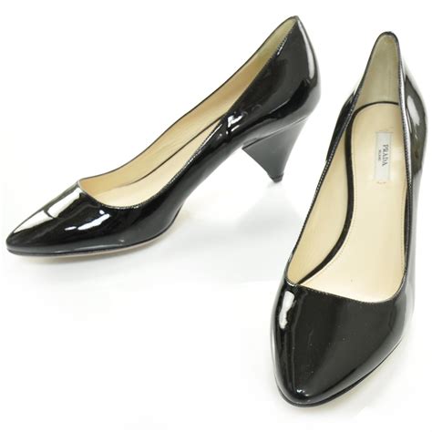 PRADA Patent Leather Kitten Heels 38 Black 25301