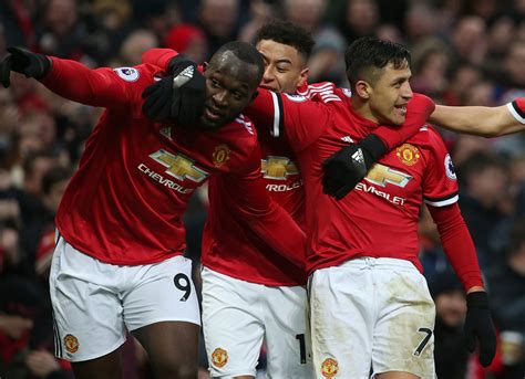 Manchester United 2-0 Huddersfield: Premier League highlights and recap