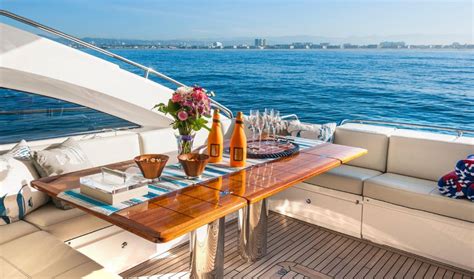 Marina del Rey Boat Rentals | Yacht & Sailboat Rental Deals California