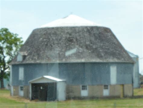 Industrial History: Round Barn