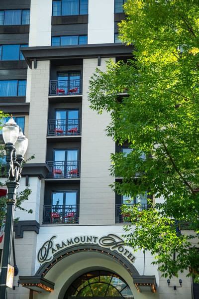 View Our Portland Hotel - The Paramount Hotel Portland