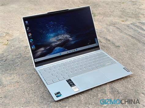 Lenovo Yoga Slim 7i Carbon Review: Ultra-Light Laptop for On-the-Go ...