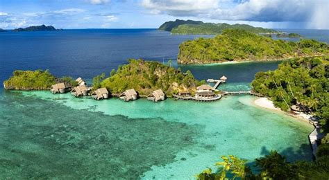 Pulau Misool Island (Raja Ampat Indonesia) cruise port schedule ...