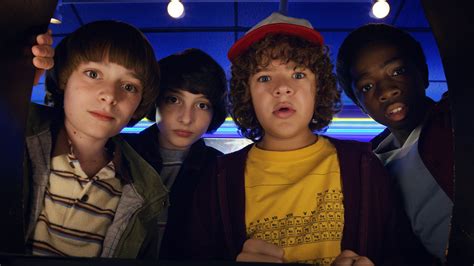 The New 'Stranger Things' Season 2 Trailer Wants to Get Under Your Skin ...