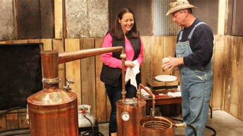 Mark vs. Digger vs. Tim | Moonshiners: Master Distiller | Discovery