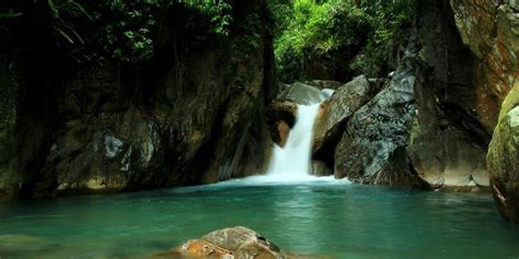 Curug Leuwi Hejo, Wisata Bogor yang Menawan dan Ikonik - Vacation by Bacasajalah