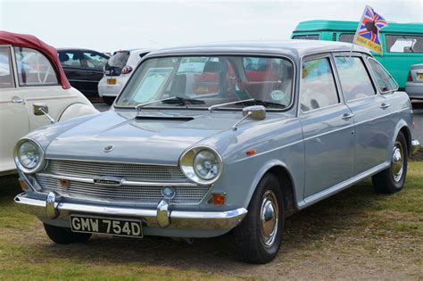 Austin 1800: the 'big Mini' that helped break the British car industry