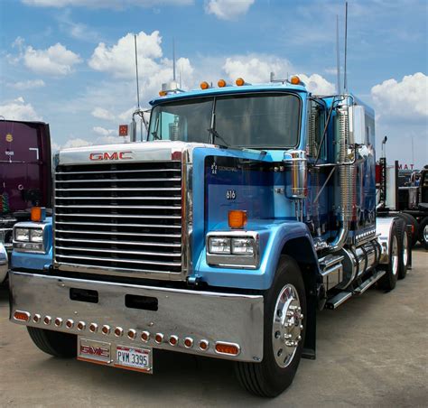 Trucks on Display | Iowa 80 Trucking Museum