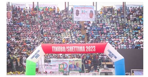 PHOTOS: Large Turnout As Tinubu Campaign In Lagos - UncleSam's BLOG